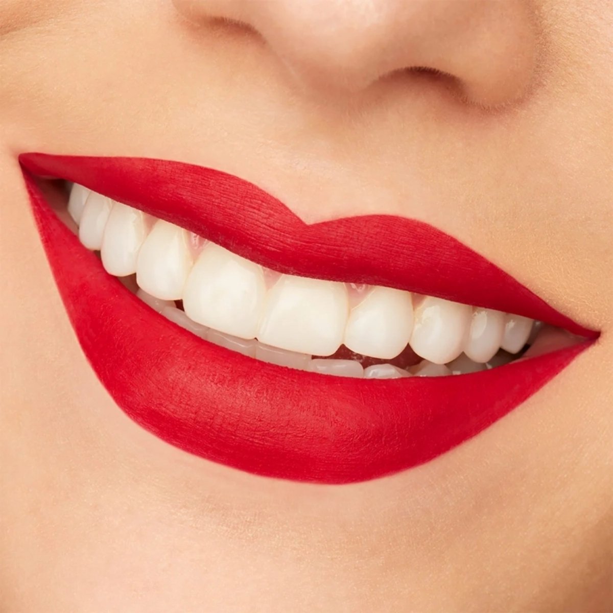 LABIAL LIQUIDO BAILA RESIST 14H VOGUE - Imagen 3